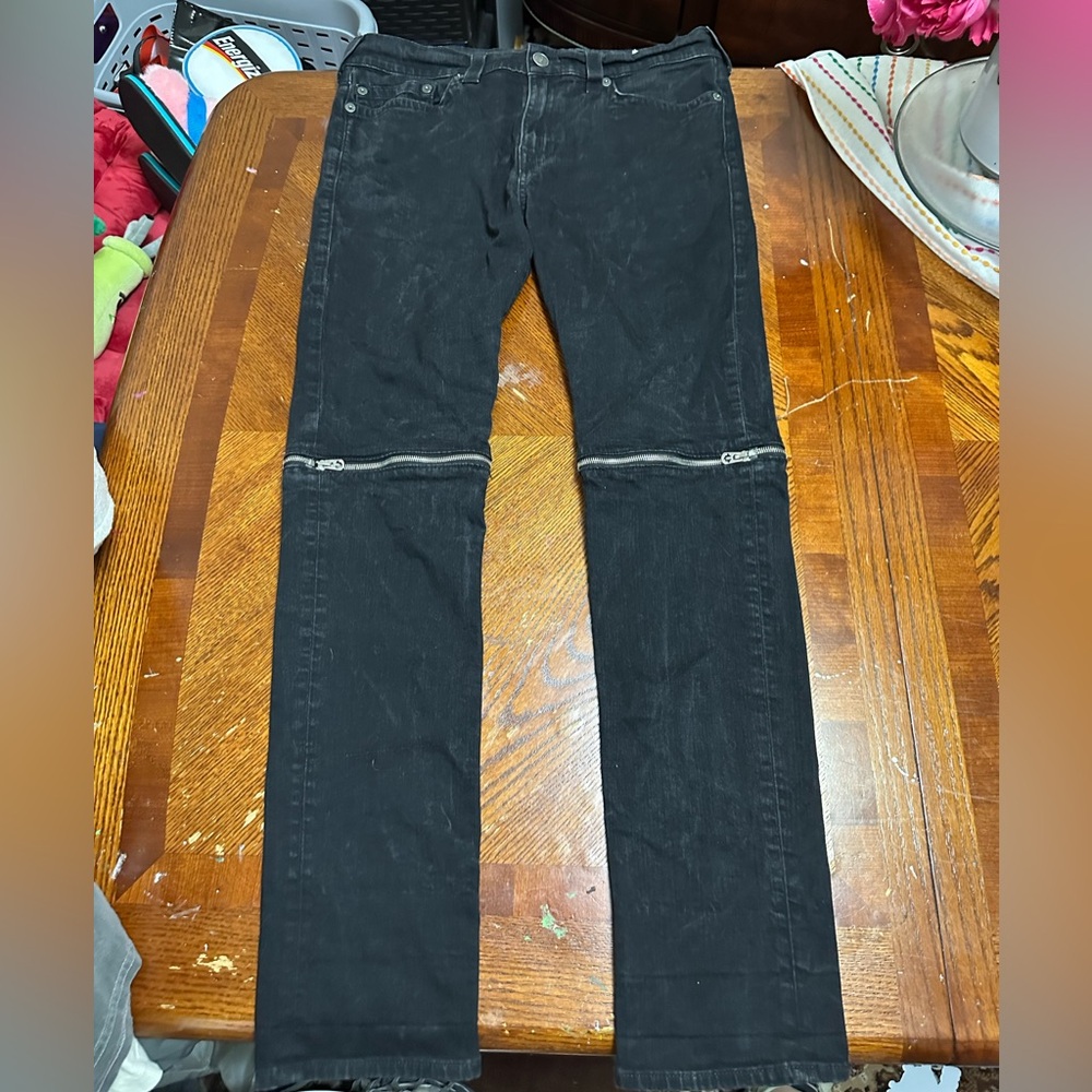 True Religion Rocco Relaxed Skinny Size 36W (Measurements on Photos)